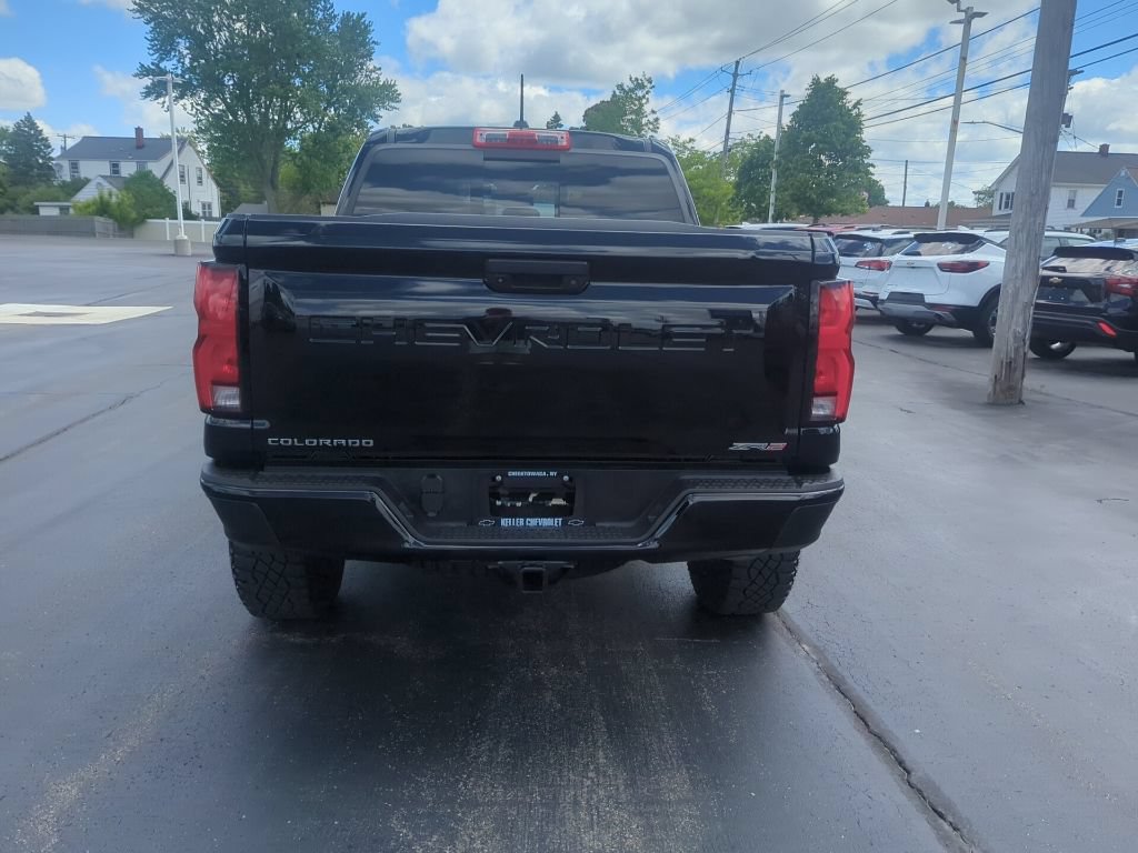 Certified 2024 Chevrolet Colorado ZR2 AWD/4WD image 8