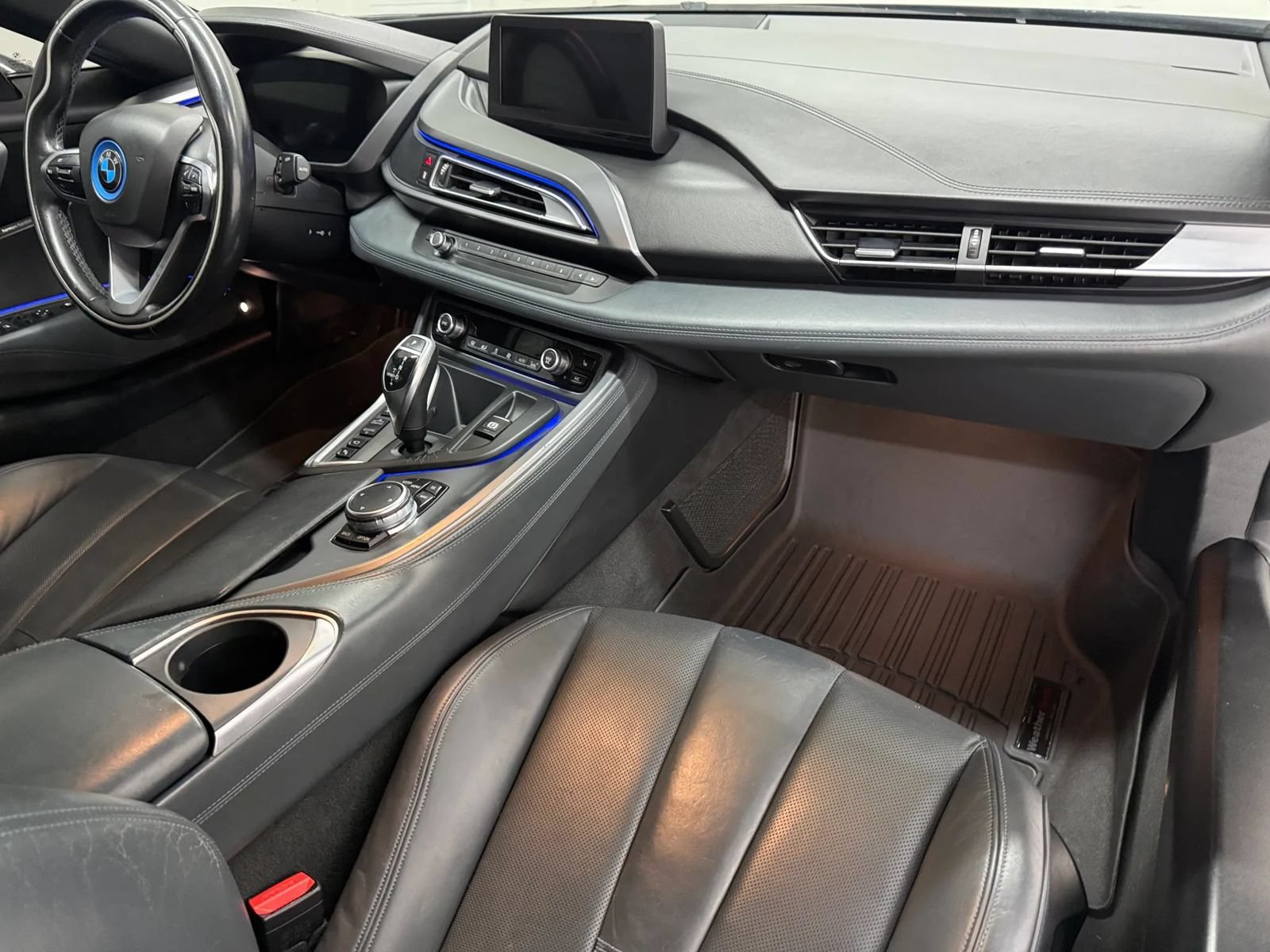 Used 2016 BMW i8 AWD/4WD image 9