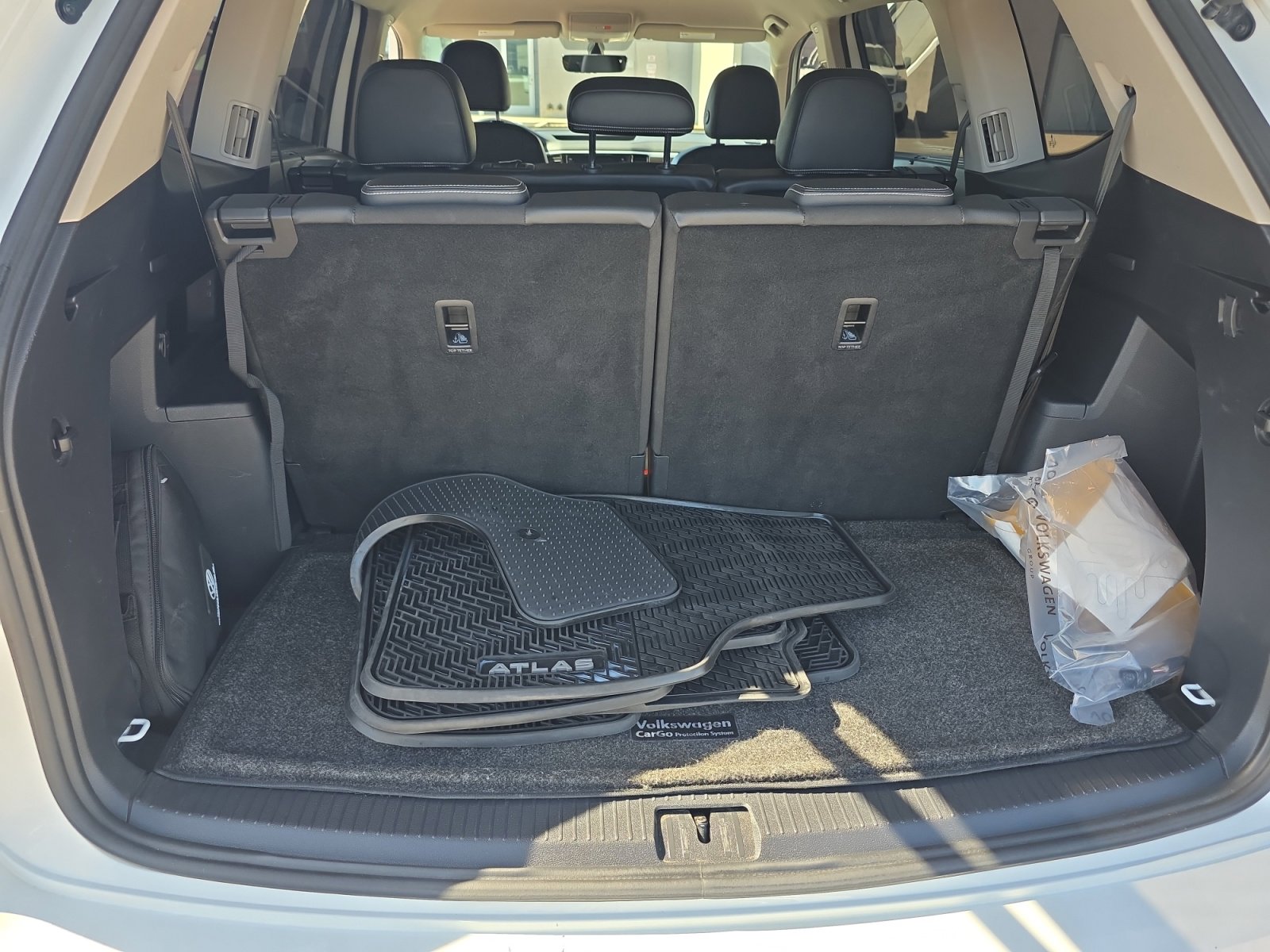 Used 2022 Volkswagen Atlas SE image 34