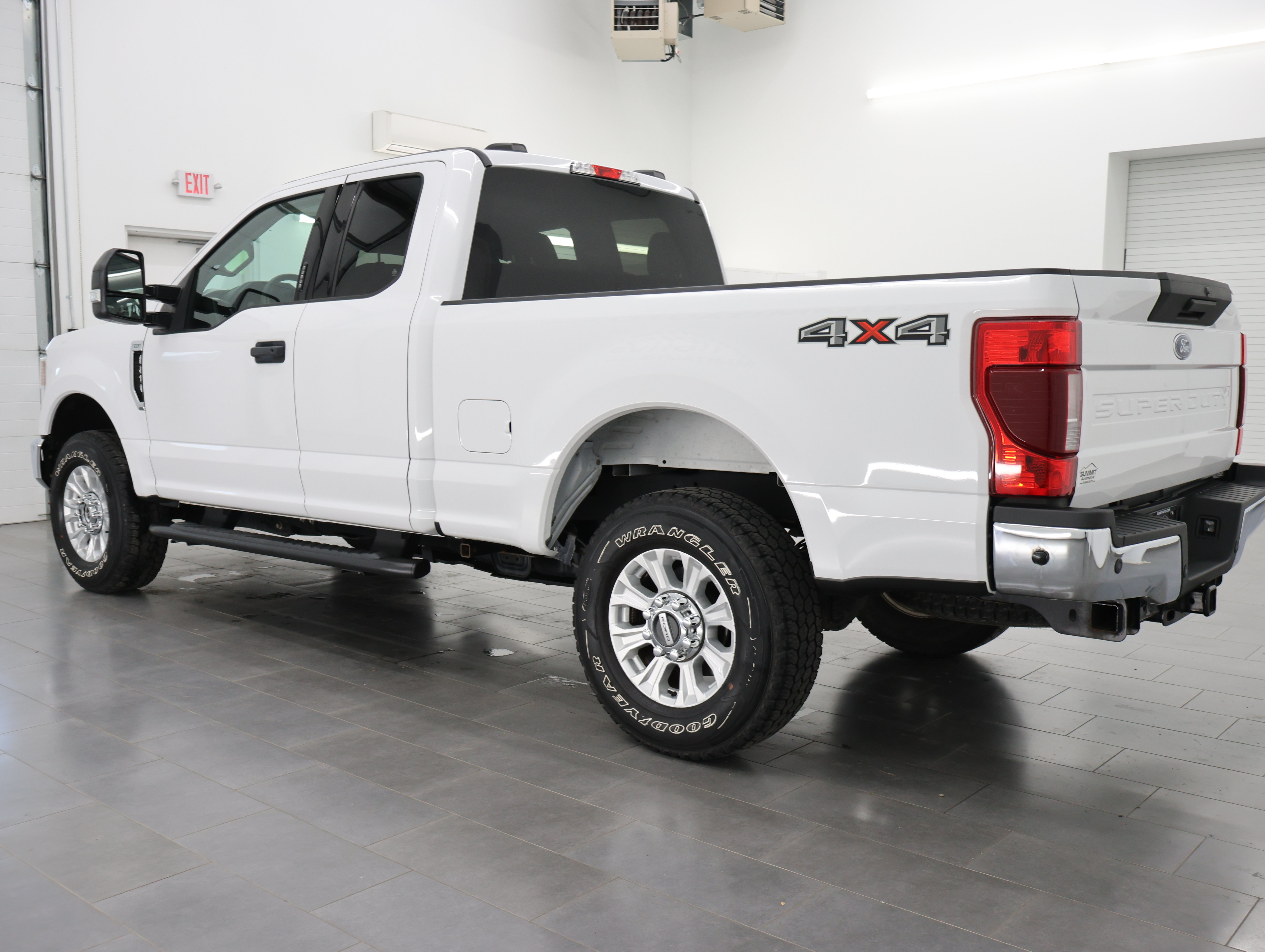 Used 2020 Ford F250 XLT w/ XLT Value Package AWD/4WD image 6