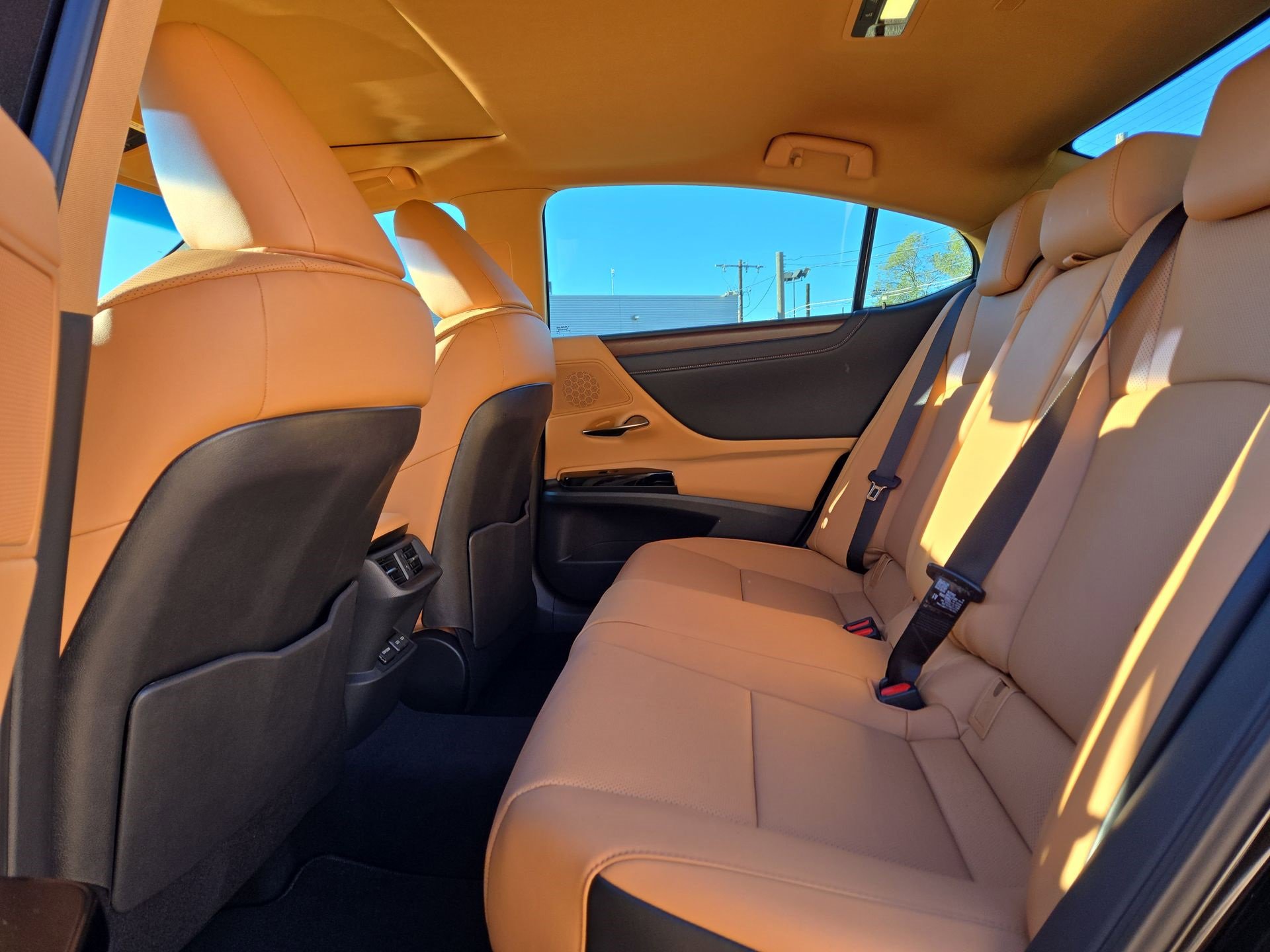 New 2025 Lexus ES 350 w/ Premium Package image 13