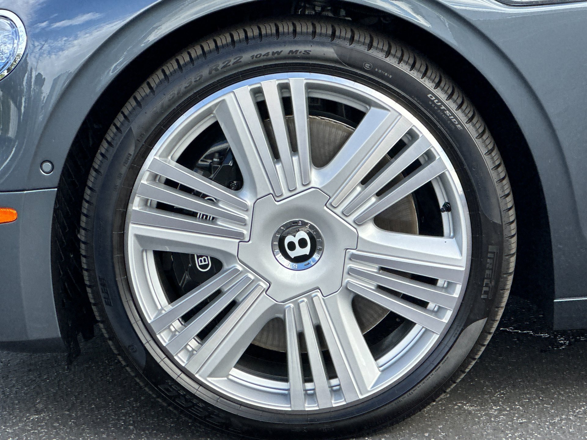 Used 2026 Bentley Flying Spur V8 AWD/4WD image 6