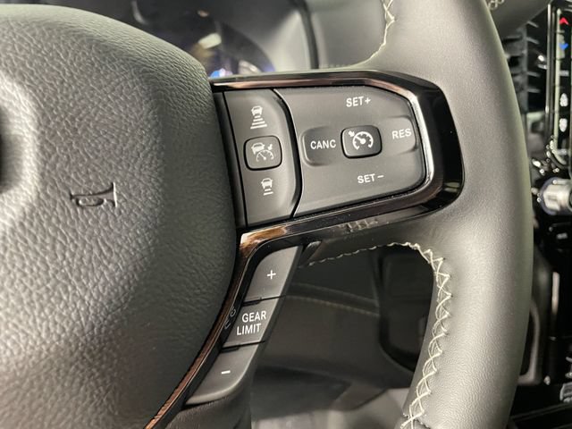 New 2026 RAM 2500 Limited AWD/4WD image 8
