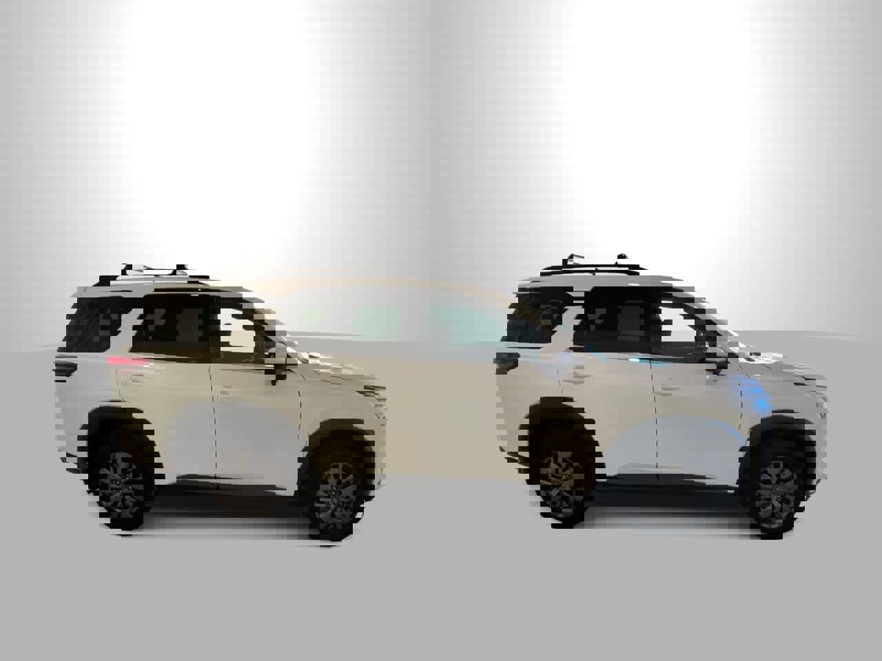 Used 2022 Nissan Pathfinder SV image 9