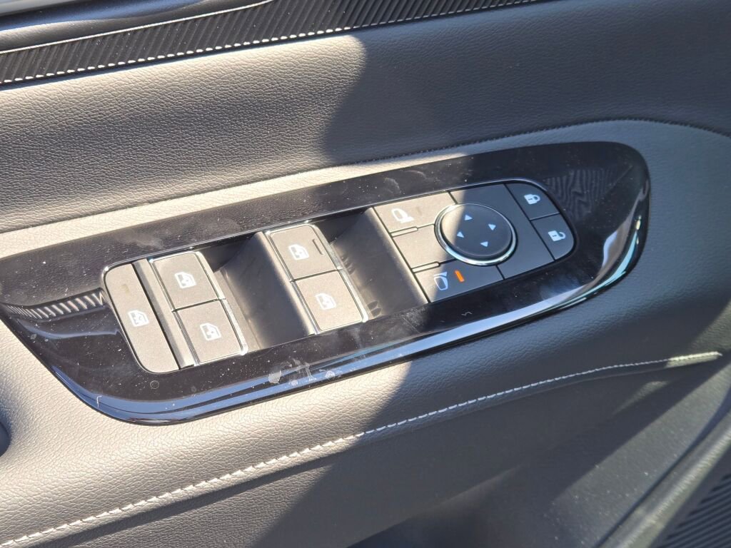 Used 2025 Nissan Murano SV w/ Cargo Package AWD/4WD image 24