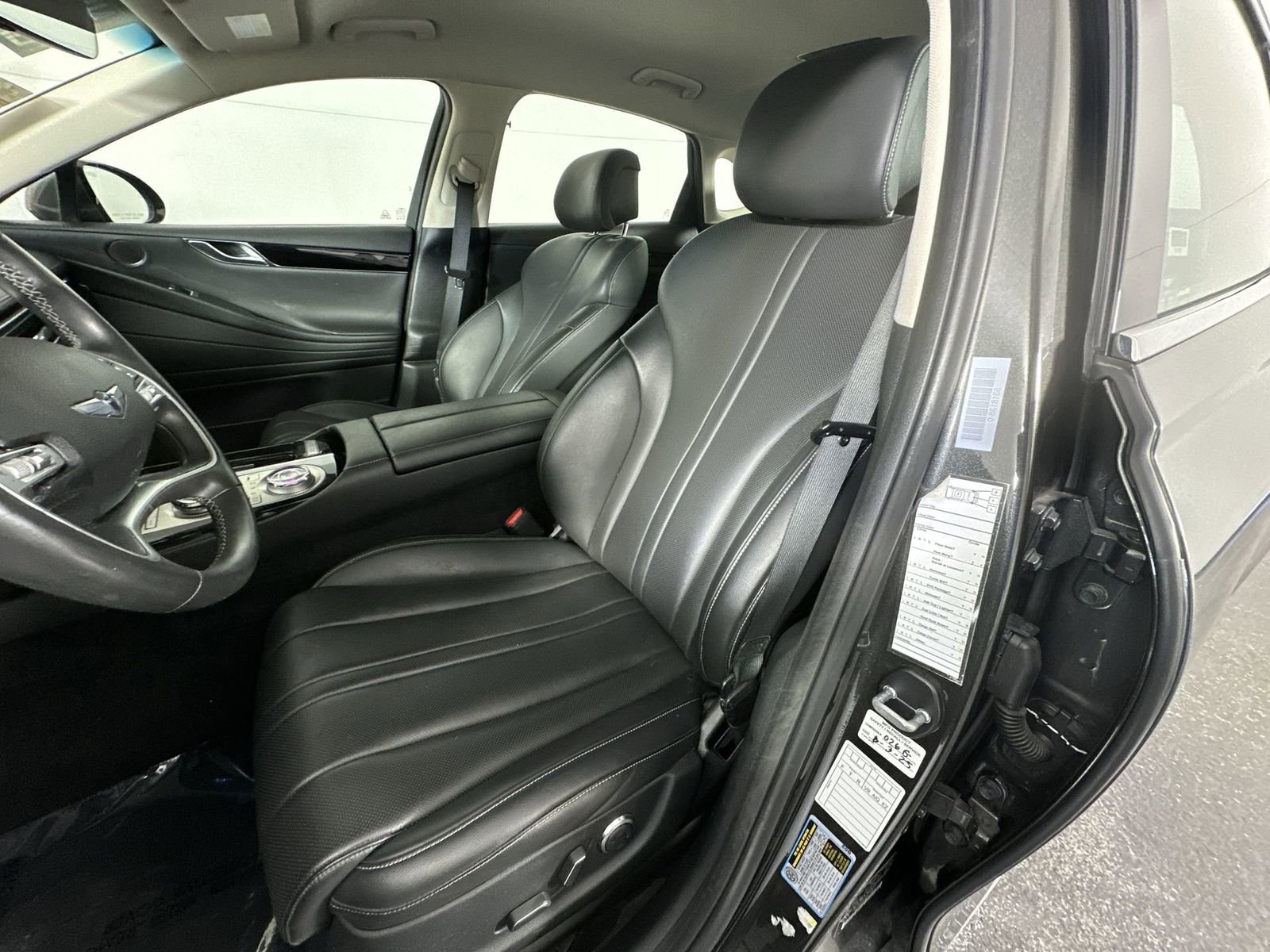 Used 2023 Genesis G80 2.5T image 11