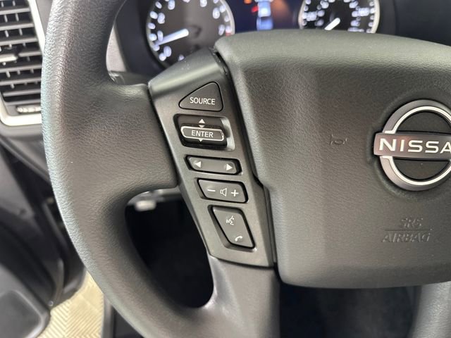 Used 2024 Nissan Frontier SV image 15