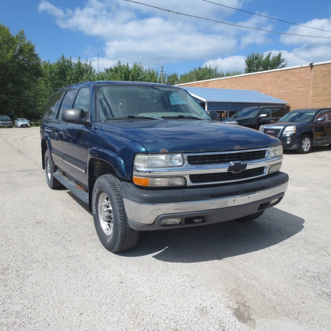 Used 2005 Chevrolet Suburban 2500 LS w/ Preferred Equipment Group image 2