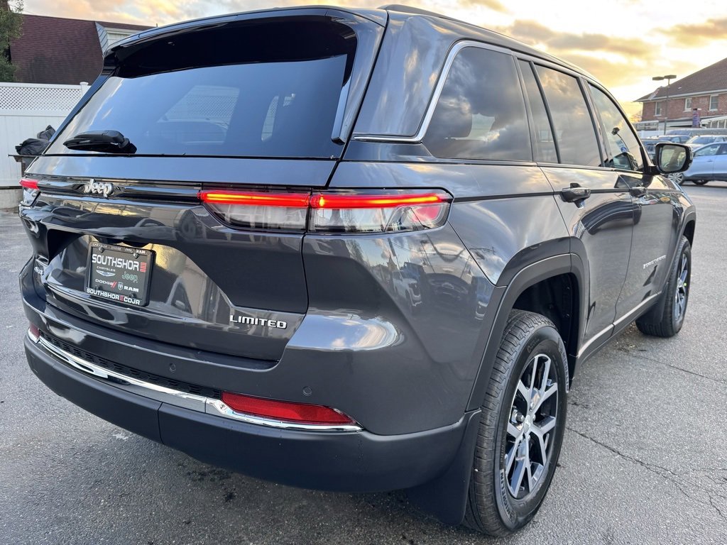 New 2025 Jeep Grand Cherokee Limited image 7