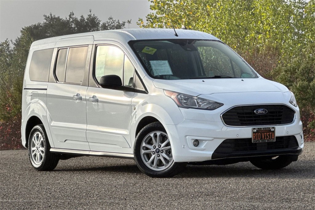 Used 2021 Ford Transit Connect XLT image 2