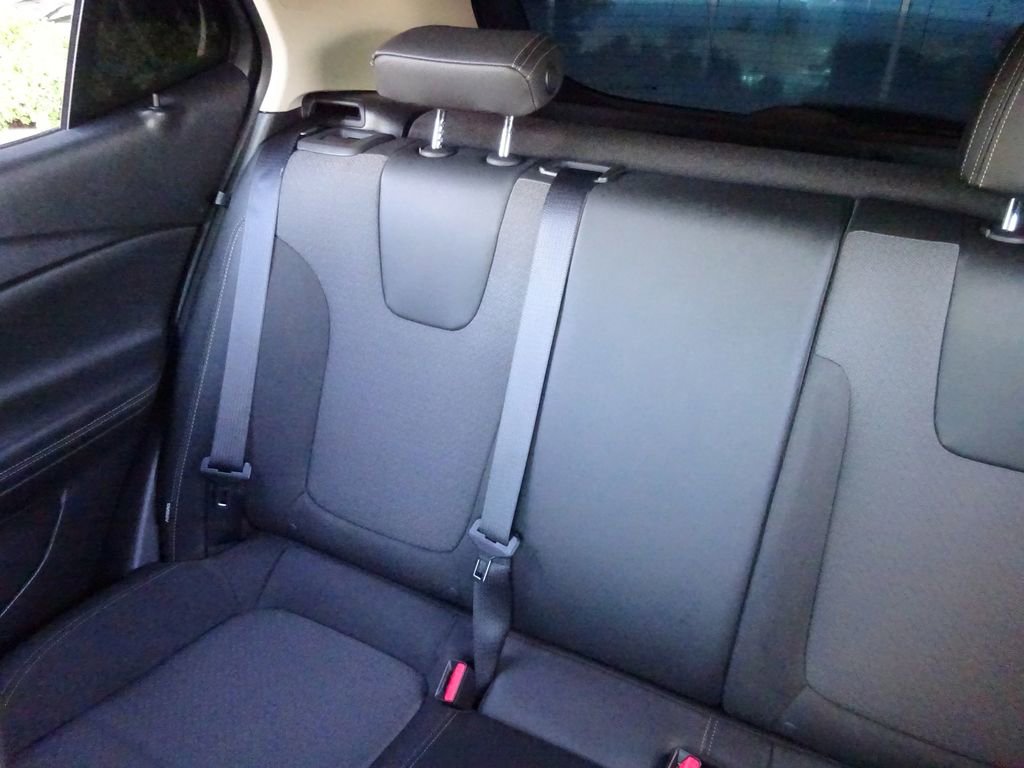 Certified 2024 Buick Encore GX Preferred FWD image 16