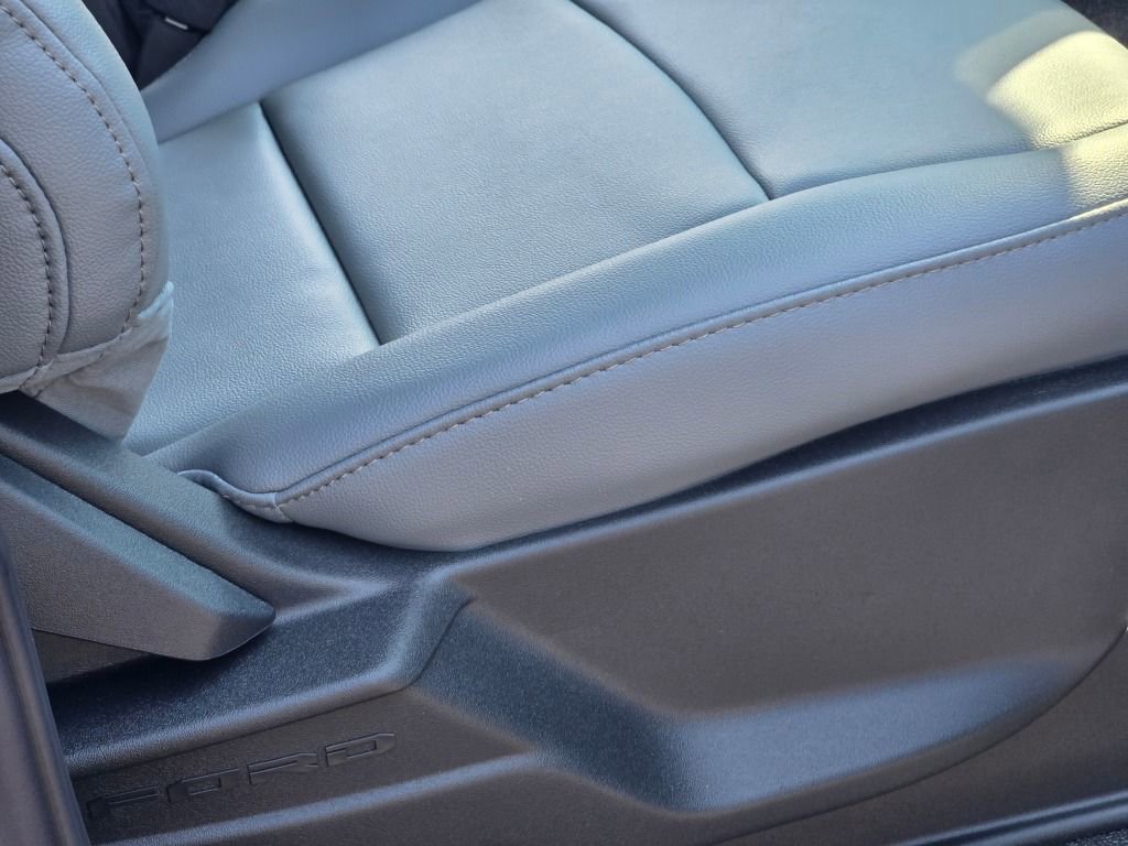 New 2024 Ford F550 4x4 Regular Cab Super Duty image 7