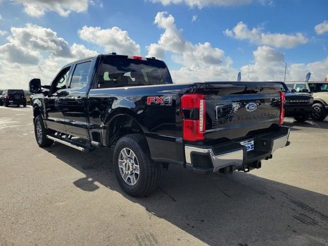 New 2026 Ford F250 Lariat w/ FX4 Off-Road Package image 3