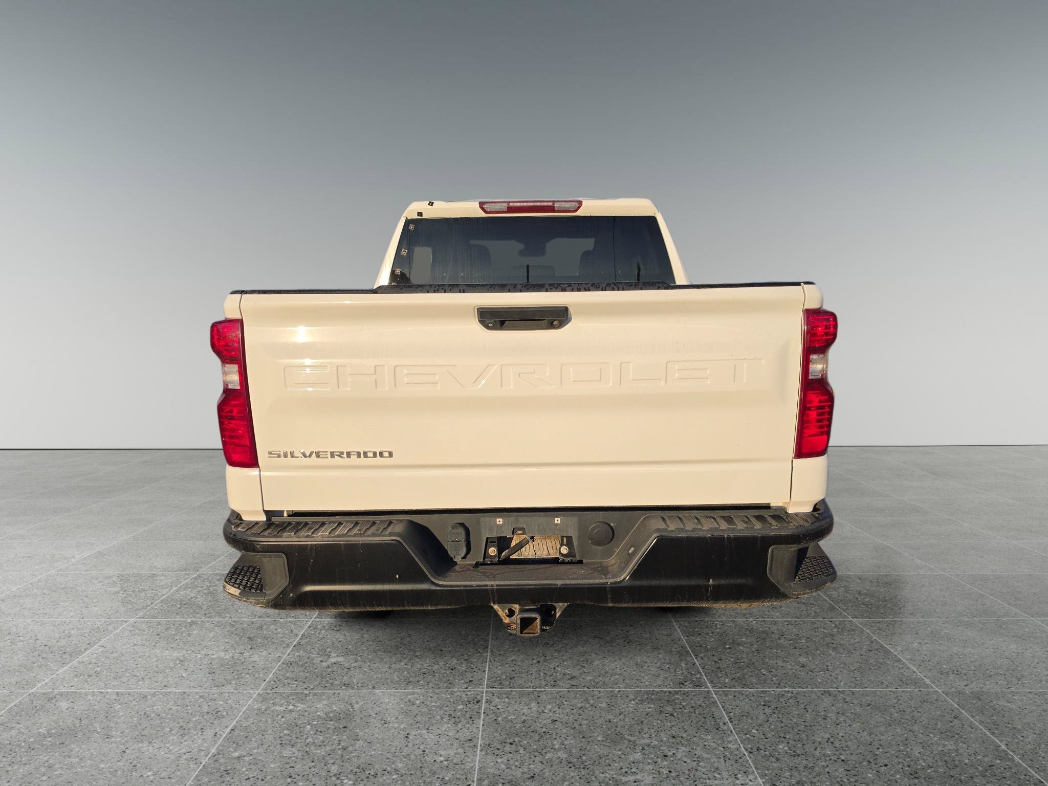 Used 2023 Chevrolet Silverado 1500 W/T w/ WT Value Package AWD/4WD image 5