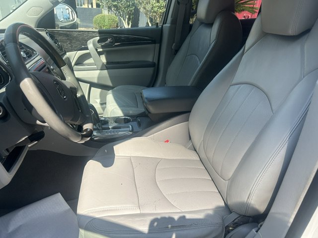 Used 2014 Buick Enclave Leather FWD image 16
