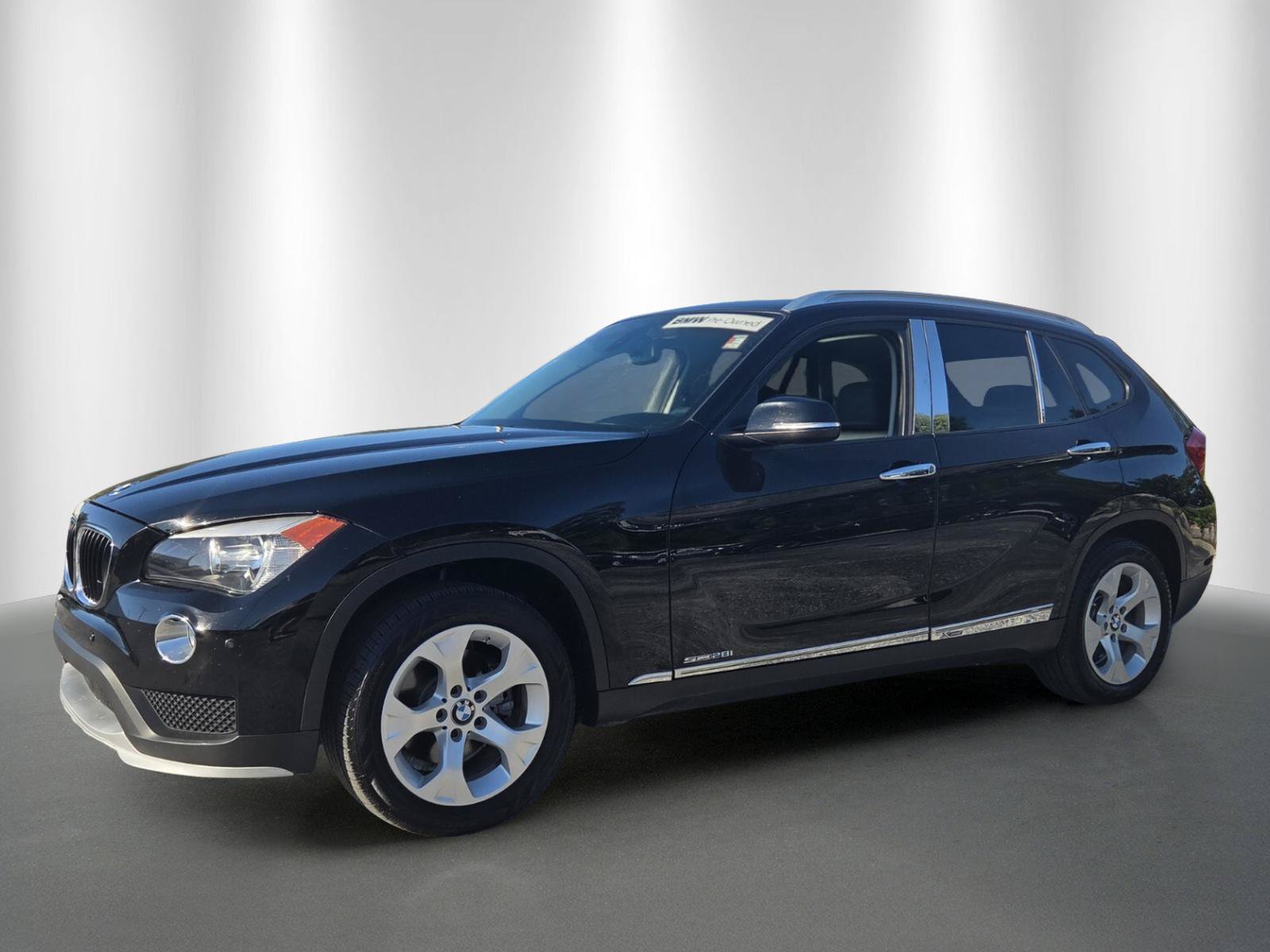 Used 2015 BMW X1 sDrive28i RWD image 3