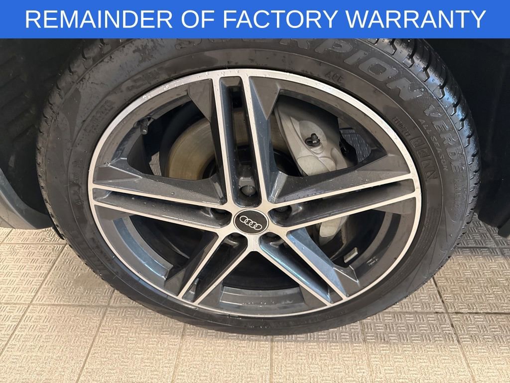 Used 2025 Audi Q5 e Premium Plus w/ Premium Plus Package image 6