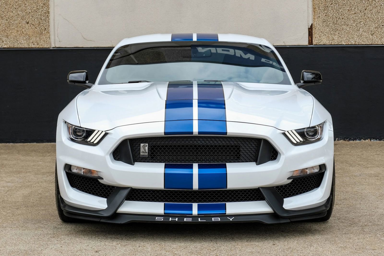 Used 2017 Ford Mustang Shelby GT350 w/ Electronics Package RWD image 4
