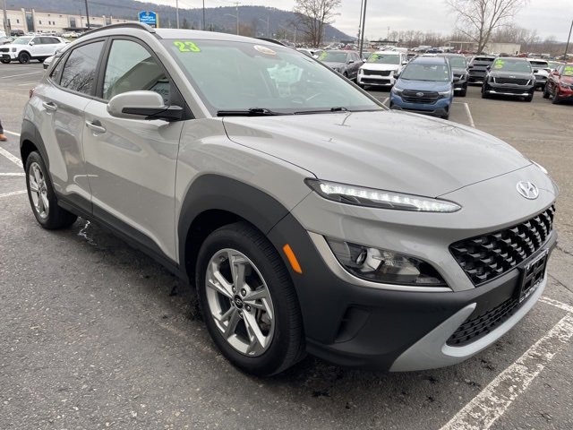 Used 2023 Hyundai Kona SEL w/ Cargo Package image 6