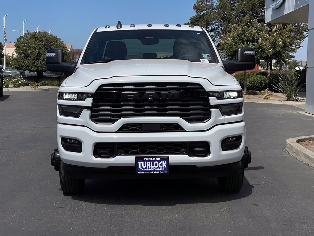 New 2027 RAM 3500 Big Horn AWD/4WD image 2