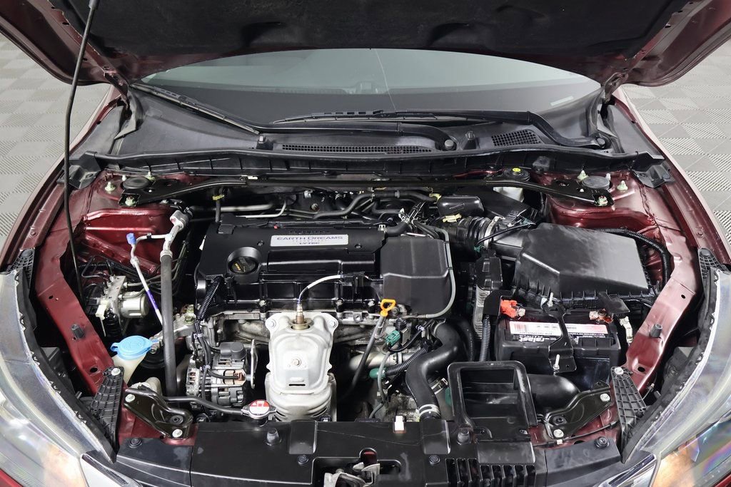 Used 2015 Honda Accord Sport image 15