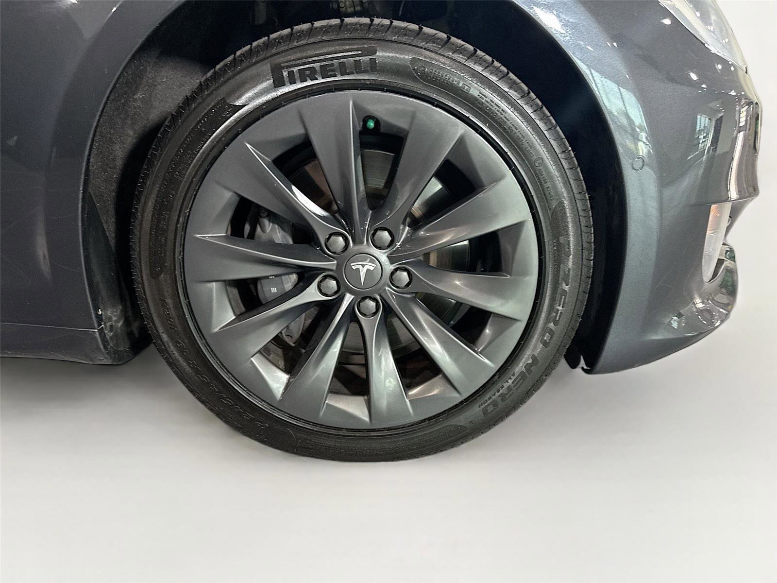 Used 2019 Tesla Model S Long Range AWD/4WD image 32