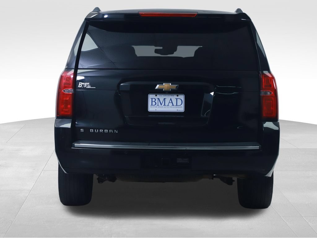 Used 2015 Chevrolet Suburban LTZ RWD image 11