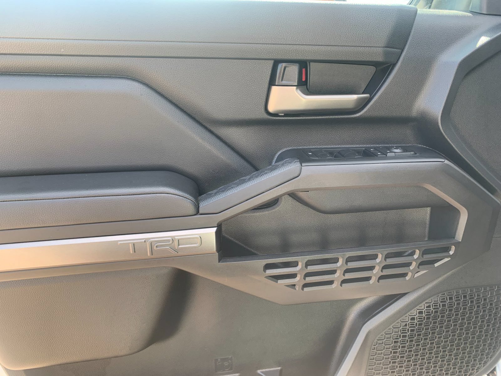 Used 2025 Toyota Tacoma TRD Sport AWD/4WD image 13