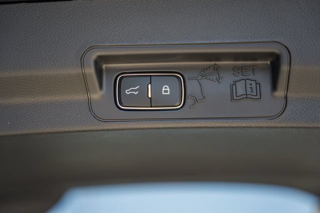 New 2026 Ford Explorer Active w/ Active Comfort Package AWD/4WD image 15