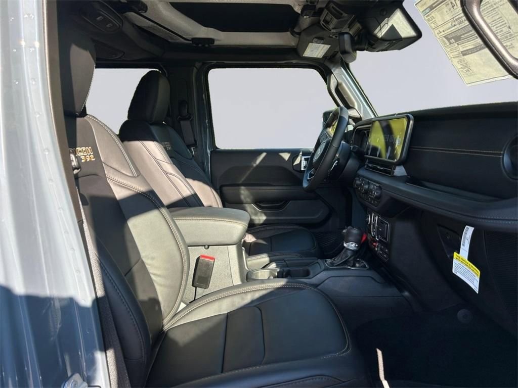 New 2025 Jeep Wrangler Rubicon 392 image 17