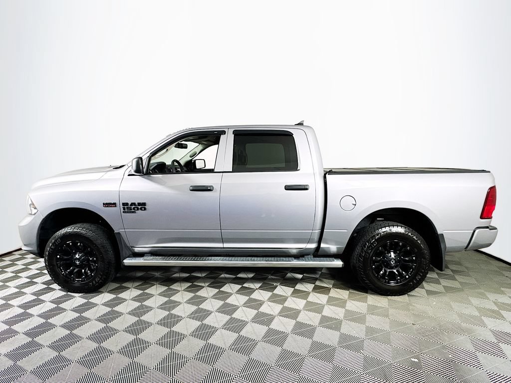 Used 2019 RAM 1500 Express w/ Express Value Package AWD/4WD image 4