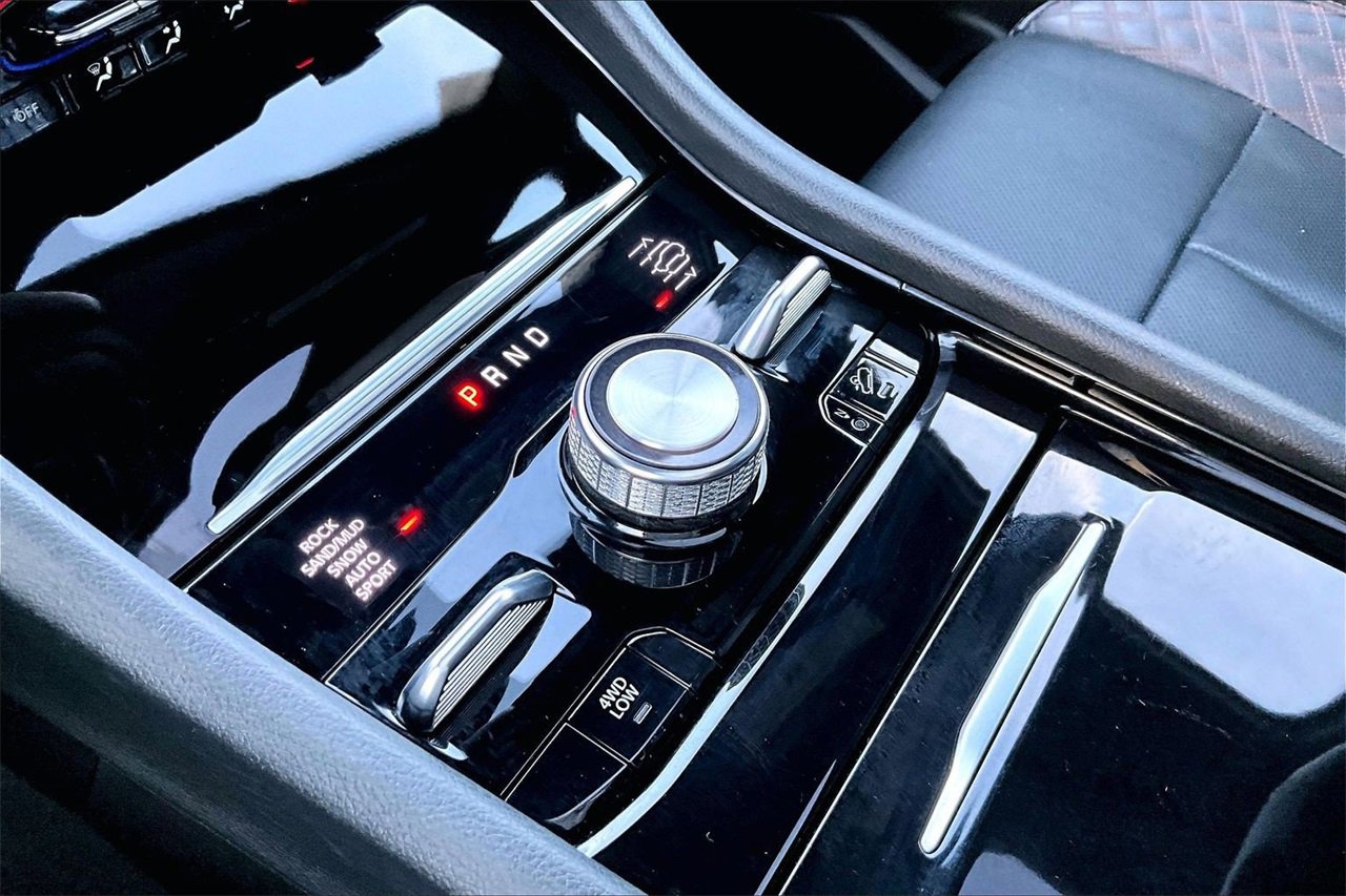 Certified 2025 Jeep Grand Cherokee Summit image 31