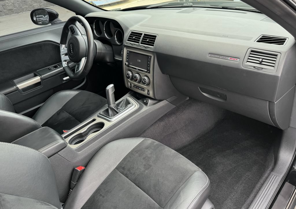 Used 2012 Dodge Challenger SRT8 RWD image 28