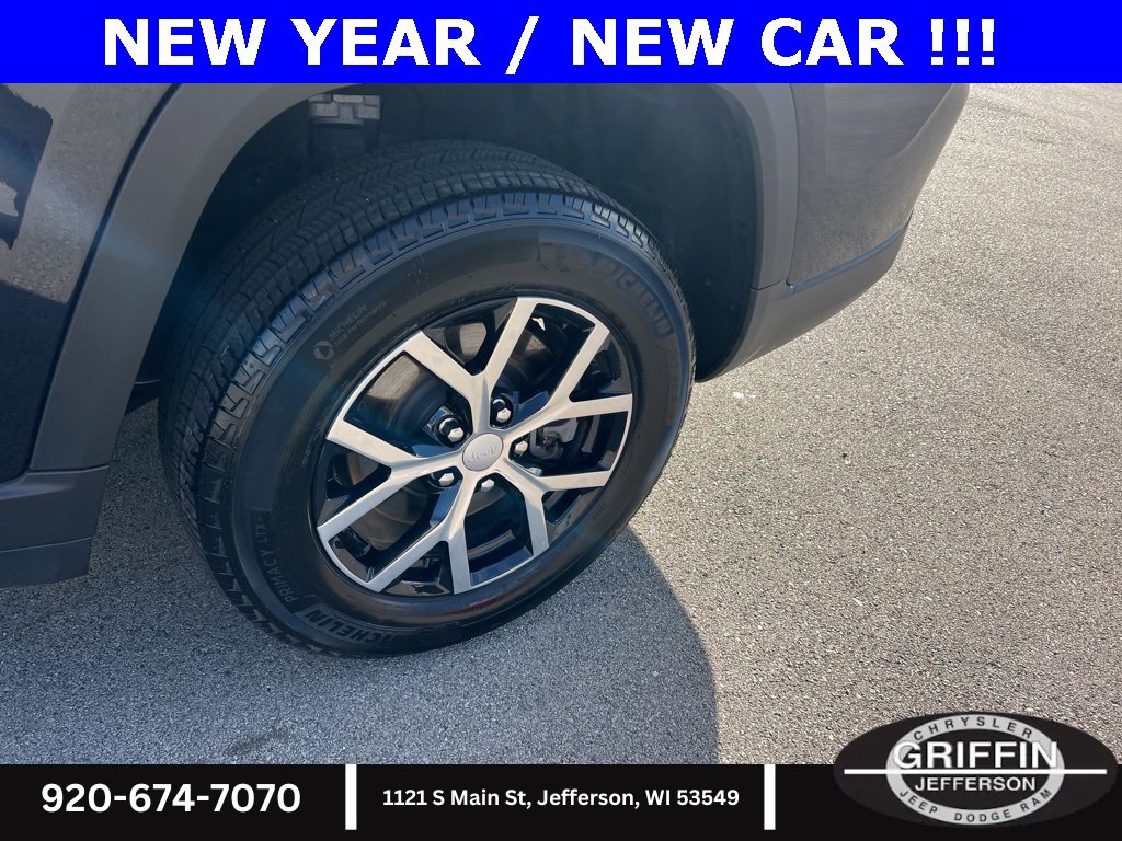 Used 2024 Jeep Grand Cherokee L Limited image 14