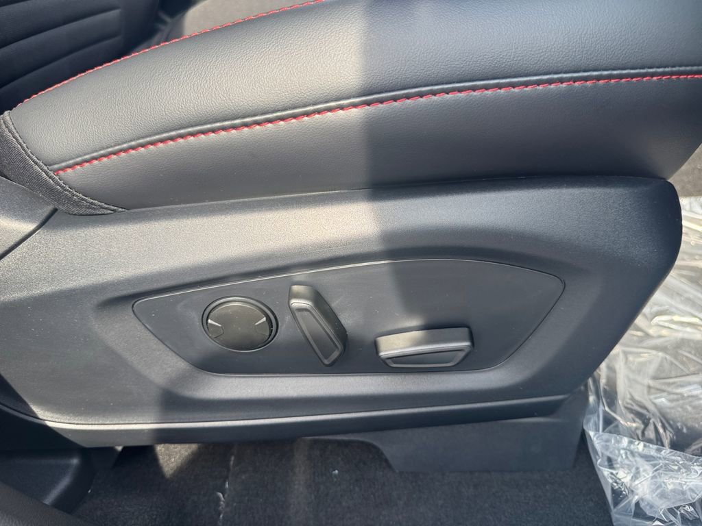 New 2026 Ford Explorer ST-Line w/ ST-Line Street Pack image 26