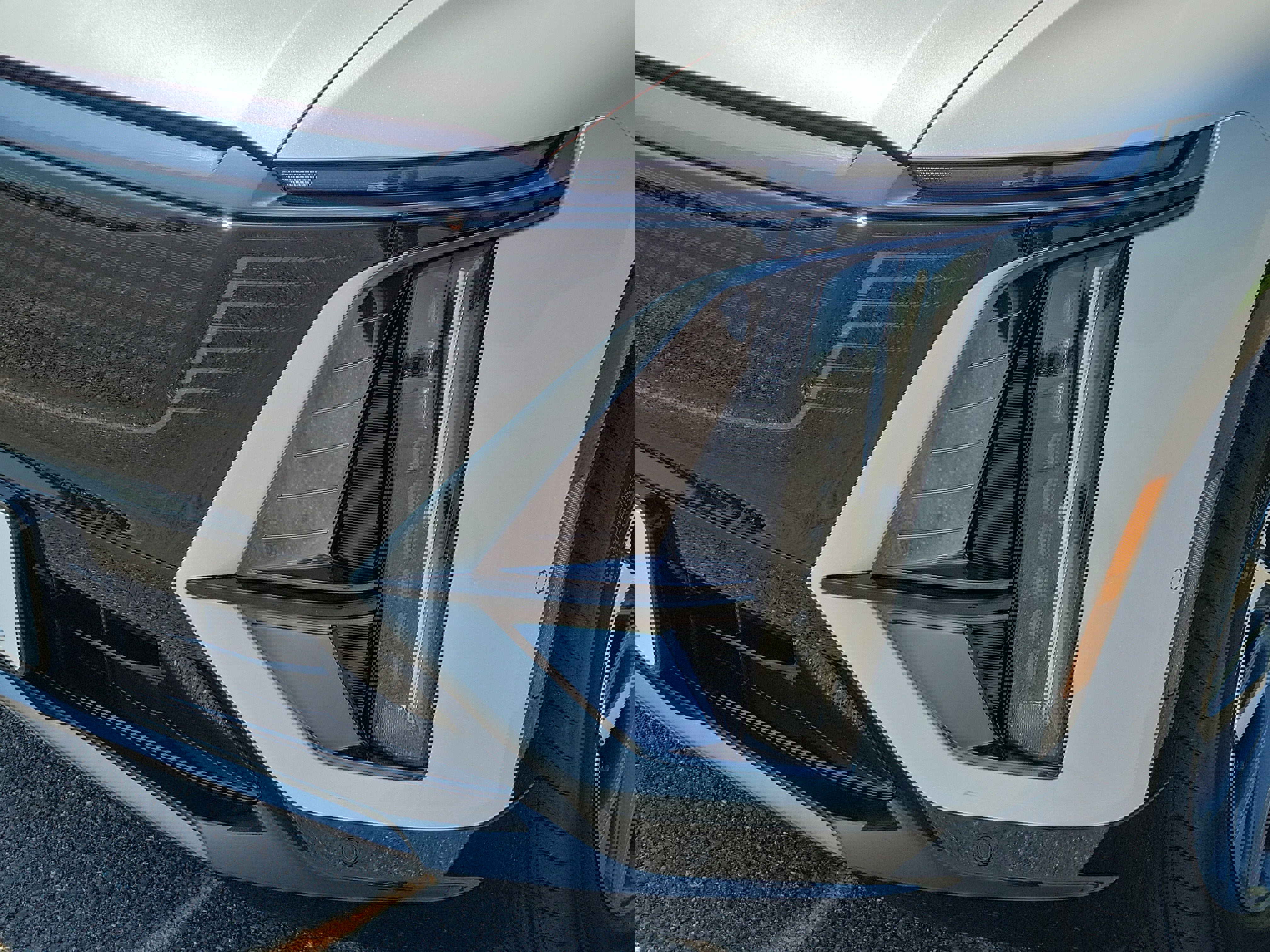 New 2025 Cadillac Lyriq Sport image 9