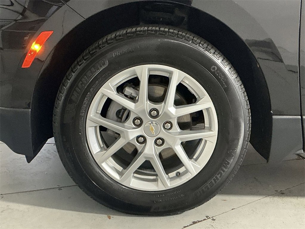 Used 2023 Chevrolet Equinox LT image 20
