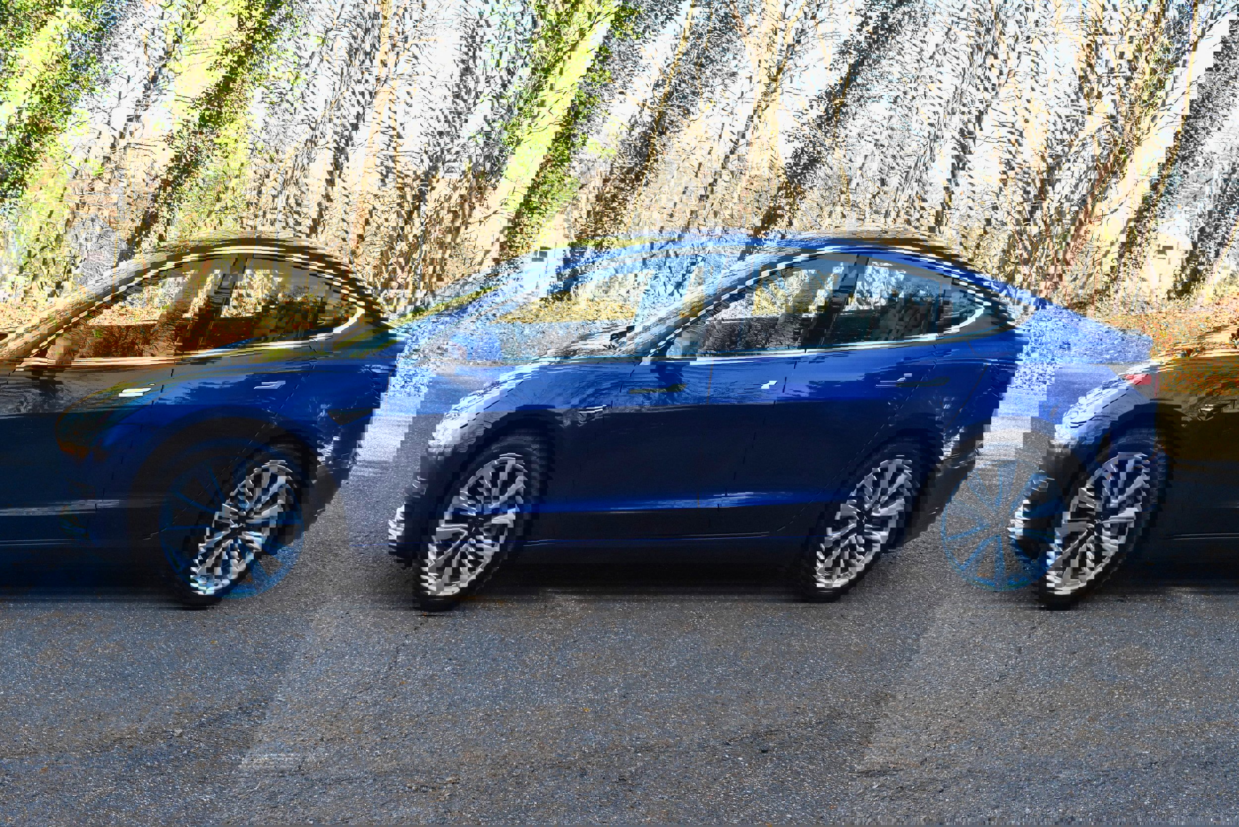 Used 2018 Tesla Model 3 Long Range image 3