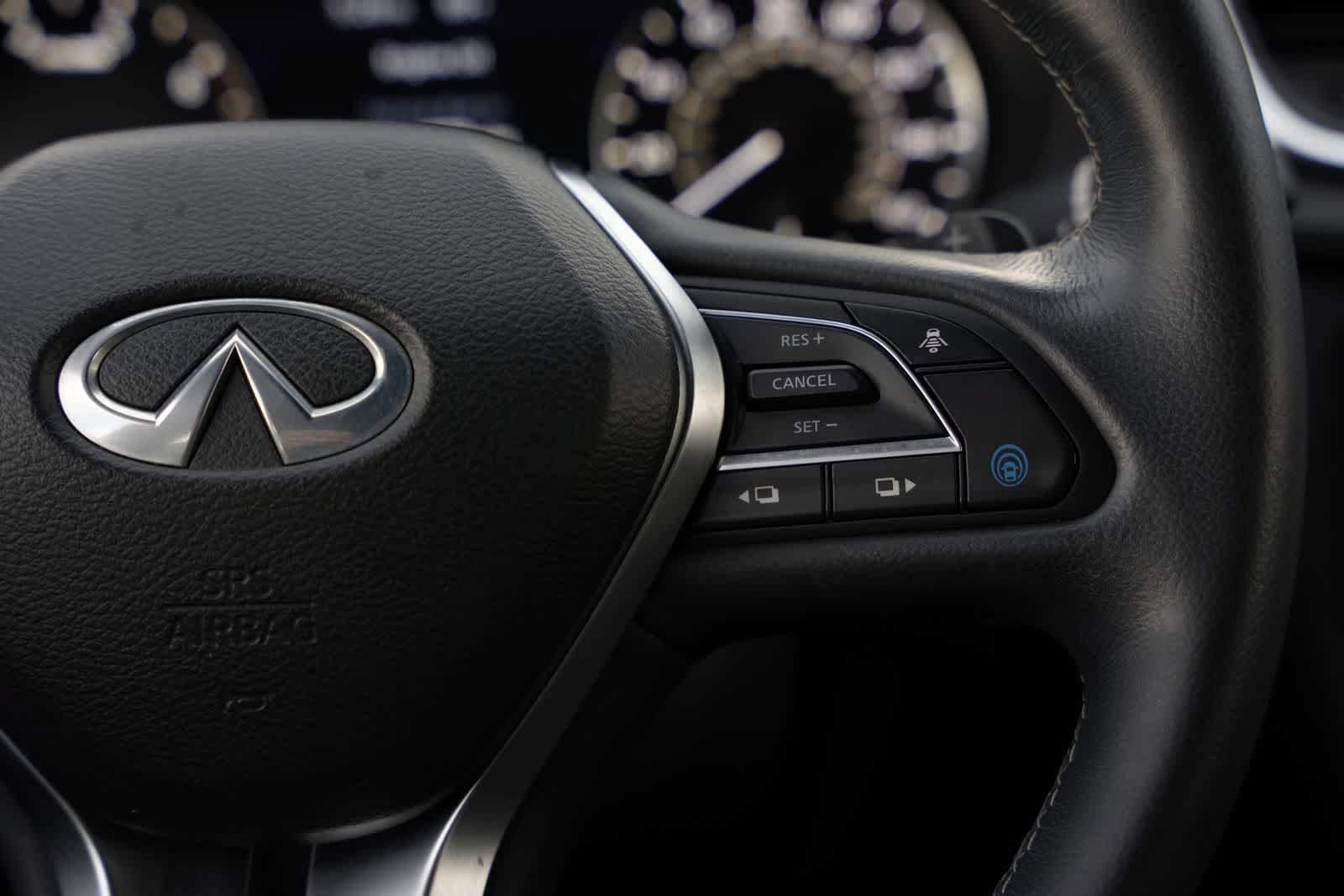 Used 2023 INFINITI QX55 Luxe w/ Cargo Package AWD/4WD image 11
