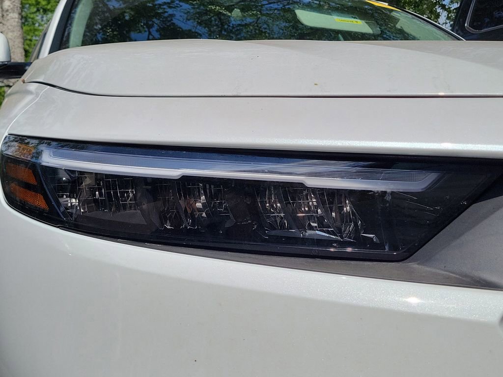Used 2024 Honda Accord LX video 5