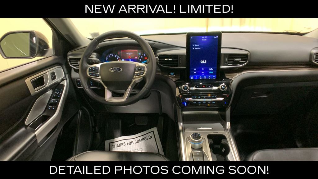 Used 2023 Ford Explorer Limited w/ Limited Technology Package AWD/4WD image 30