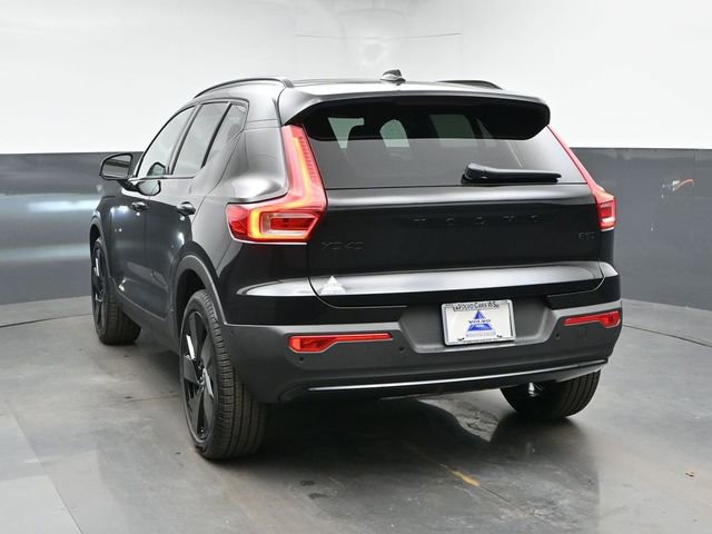 New 2026 Volvo XC40 B5 Ultra w/ Protection Package Premier AWD/4WD image 8
