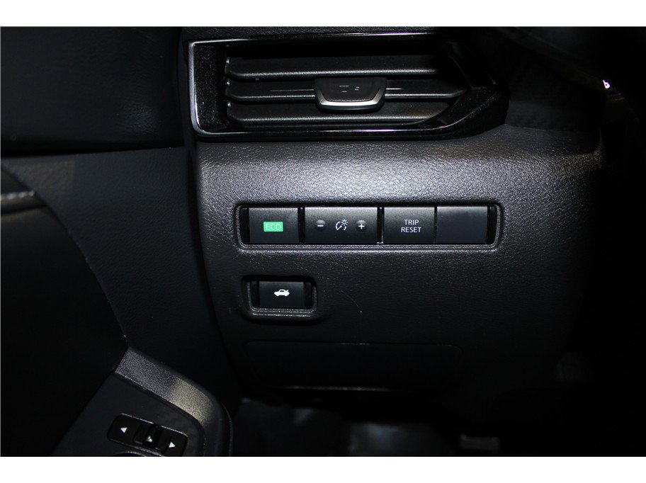 Used 2024 Nissan Sentra SV image 28