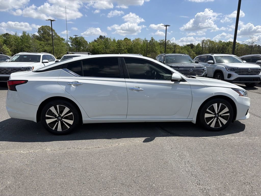 Used 2021 Nissan Altima 2.5 SV FWD image 6