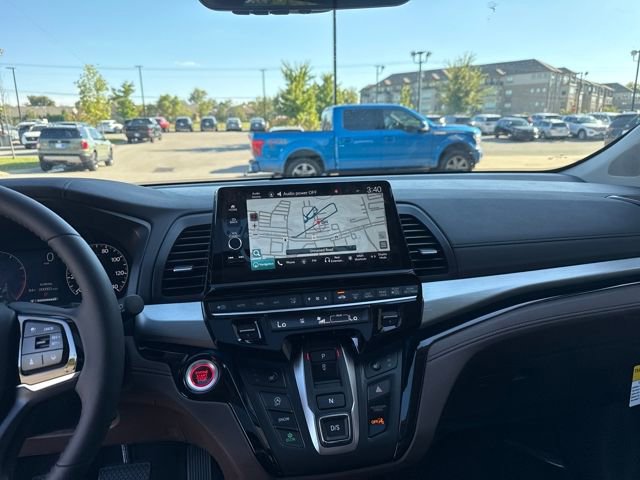 New 2026 Honda Odyssey Touring image 14