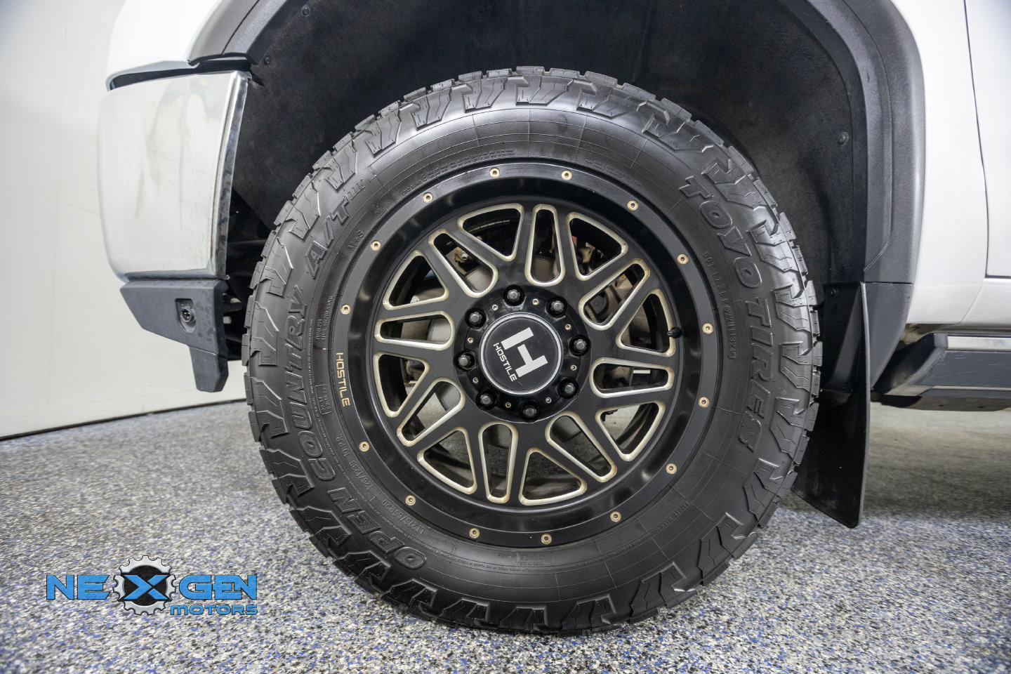 Used 2023 GMC Sierra 2500 Denali w/ Denali Ultimate Package AWD/4WD image 49