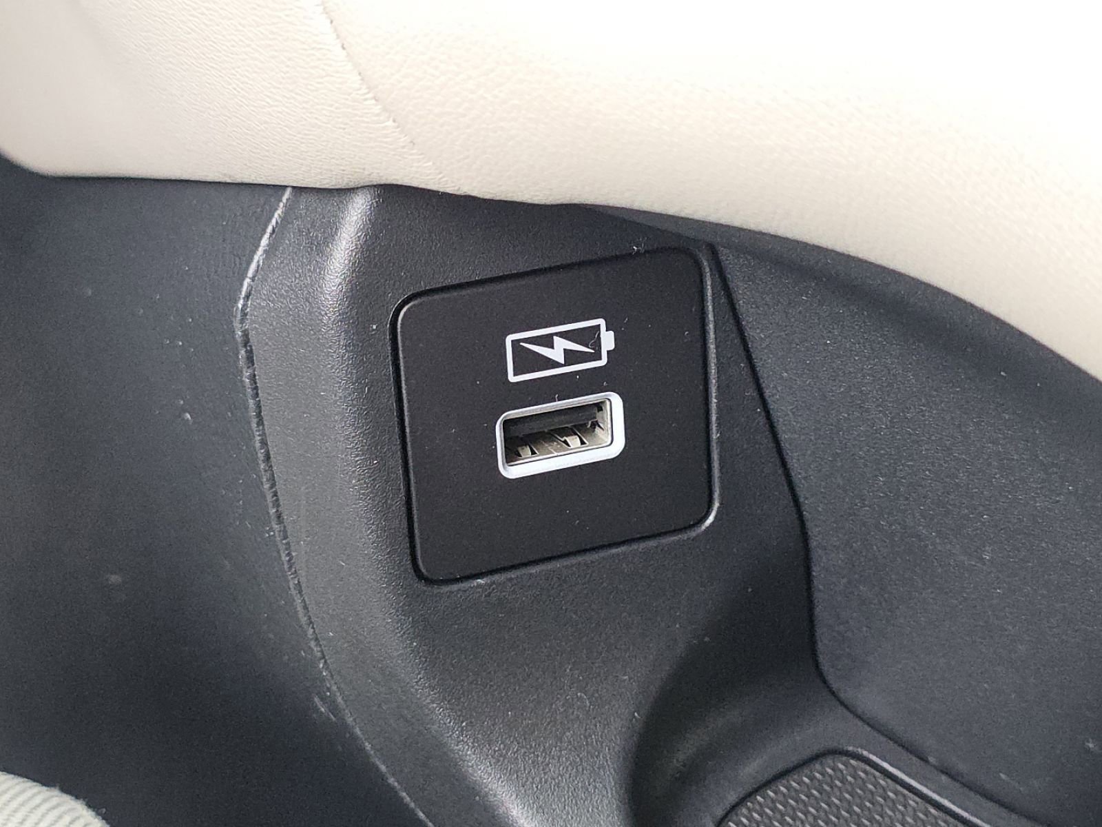 Certified 2023 Honda HR-V LX image 8