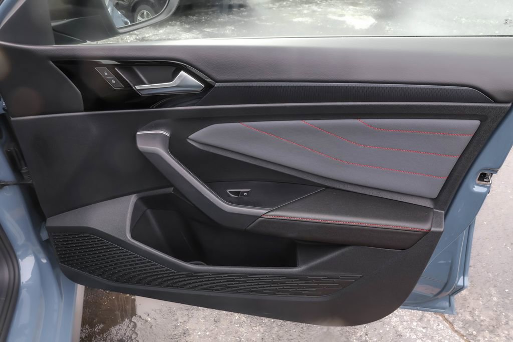 Used 2025 Volkswagen Jetta GLI Autobahn w/ GLI Black Package image 38