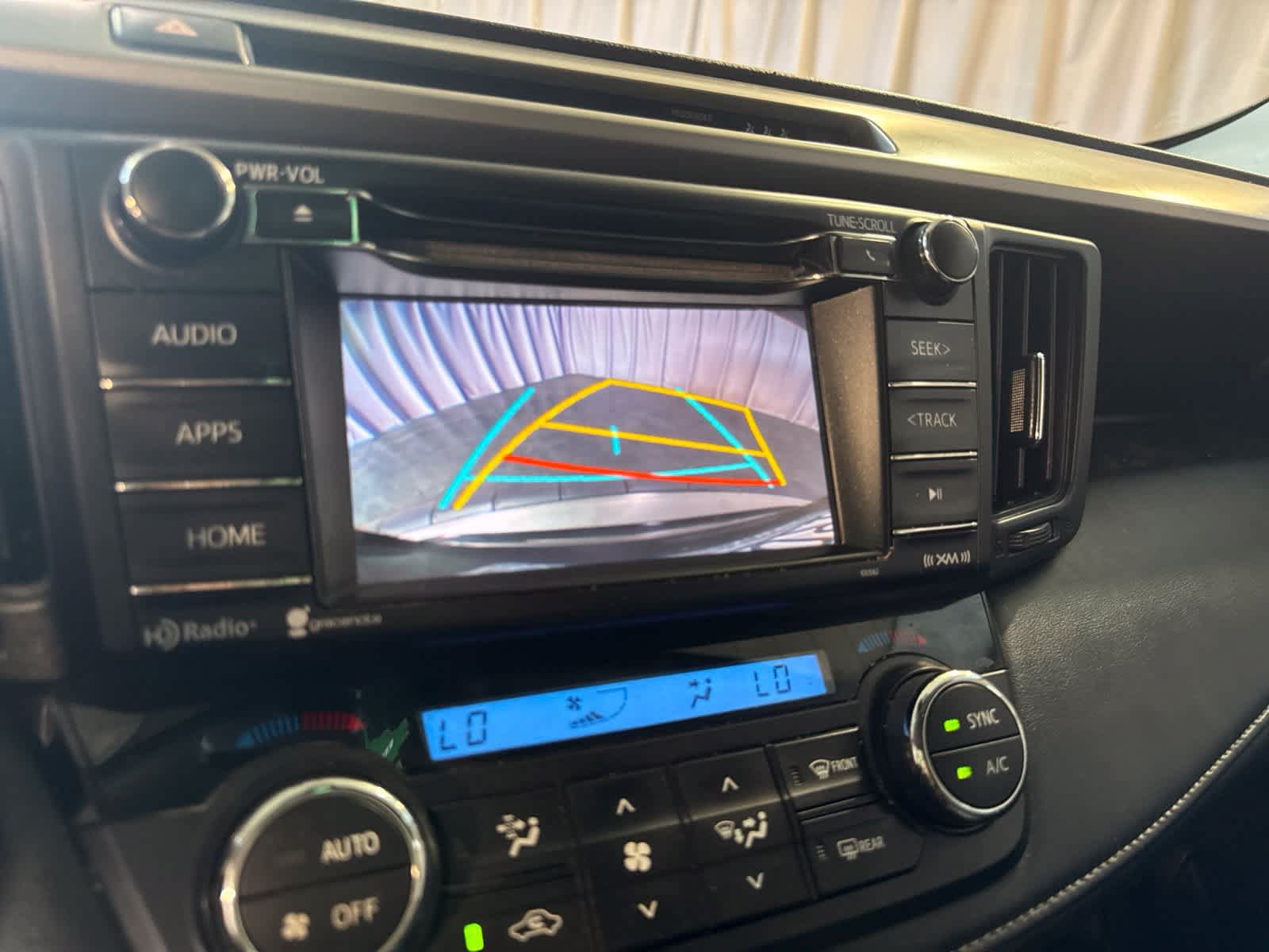 Used 2018 Toyota RAV4 XLE FWD image 26
