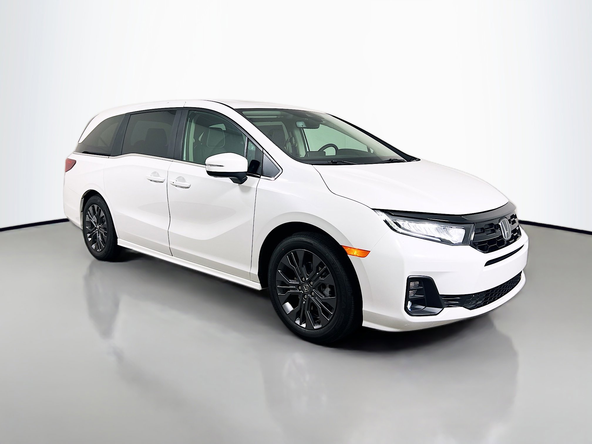 New 2026 Honda Odyssey Touring image 1